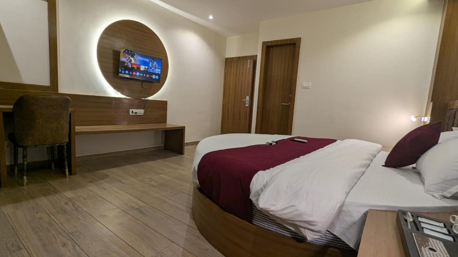 Hotel Silver Park Mumbai Exterior foto
